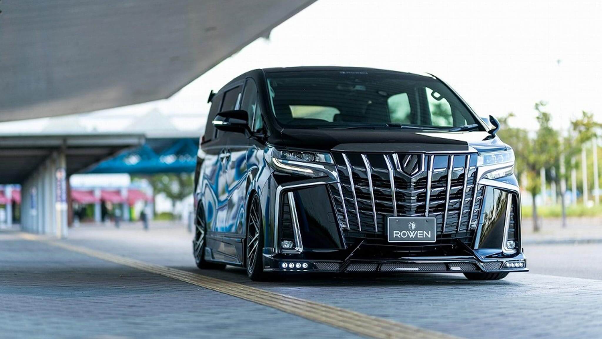 ÄÃ¡nh giÃ¡ xe - ÄÃ¡nh giÃ¡ xe Toyota Alphard Luxury 2018 (HÃ¬nh 2).