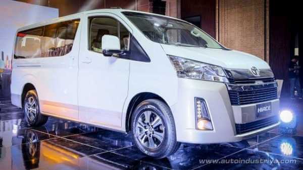 danh gia xe toyota hiace 2020 gia bao nhieu 2019